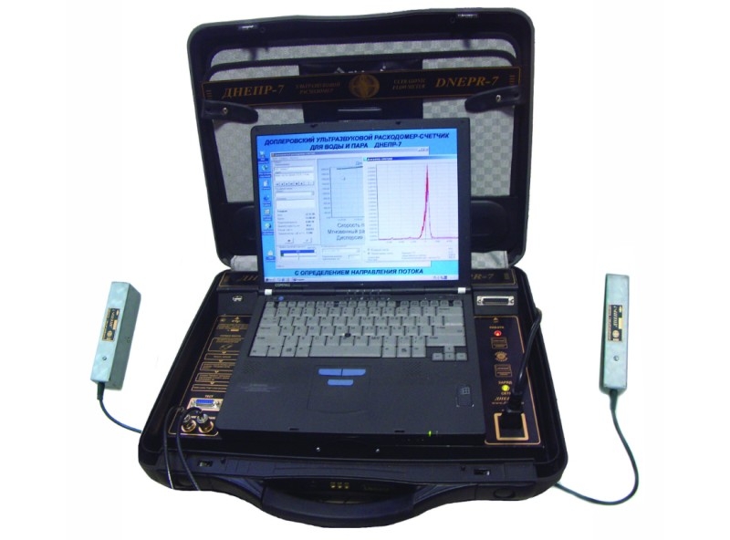Портативный расходомер с ноутбуком для пусконаладочных работ на пар